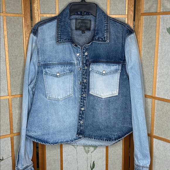 BLANK NYC Two-tone Cropped Denim Jean Jacket Size Large - Picture 6 of 12
